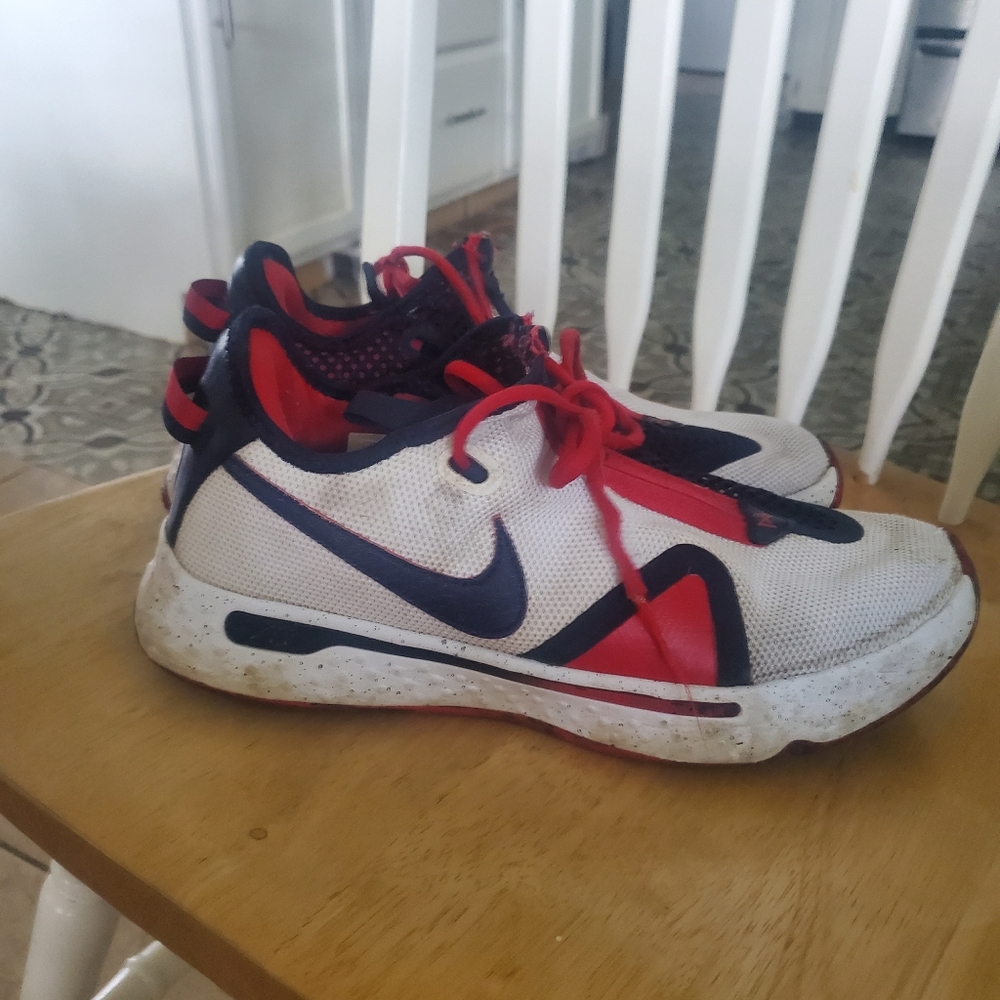 Nike shoes